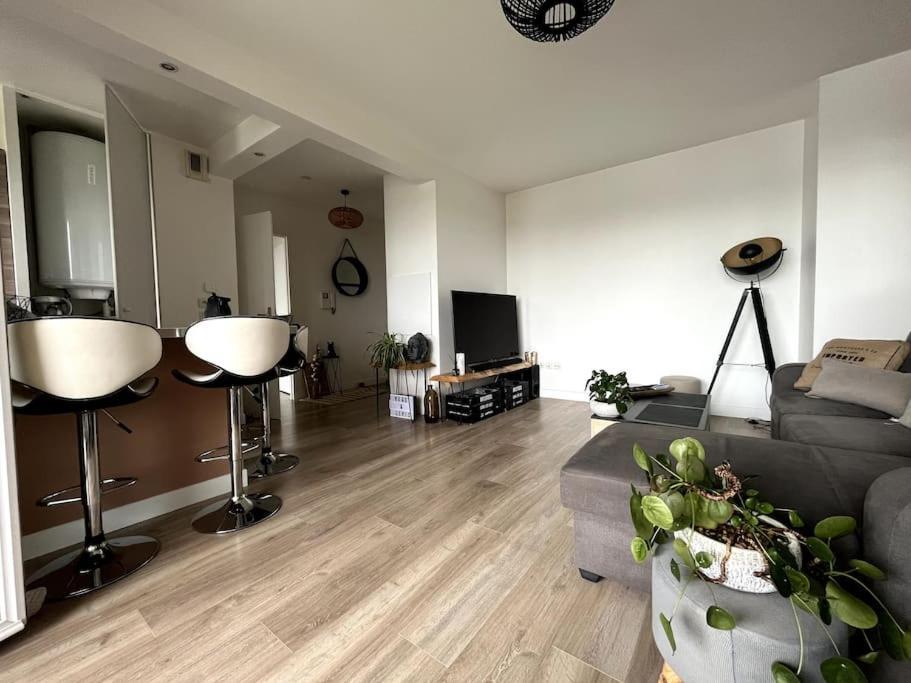 Apartmán Le Nid De Dammarie-lè-Lys Exteriér fotografie