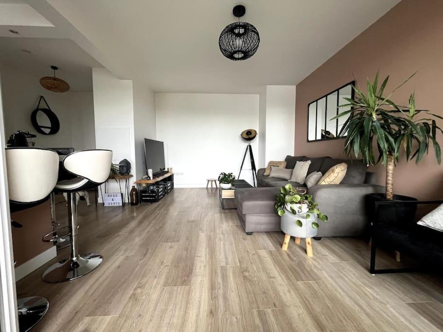 Apartmán Le Nid De Dammarie-lè-Lys Exteriér fotografie
